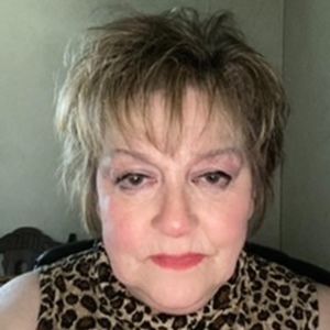 Meet your Posher, Deborah